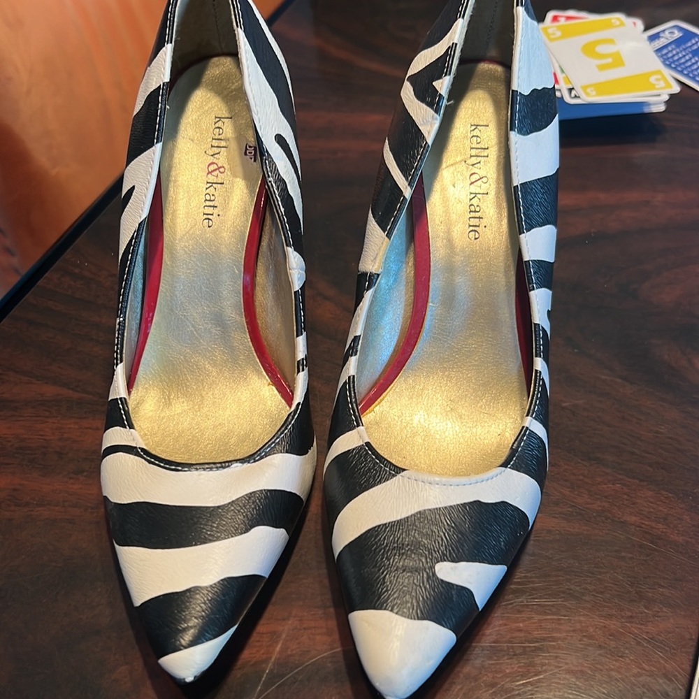 Zebra heels - Picture 2 of 3
